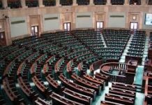 Komisja Zdrowia przyjęła projekt PiS dot. walki z pandemią jako wiodący