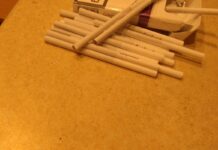 Z rynku znikną papierosy w paczkach slim? Przepisy uderzą w konsumentów i producentów