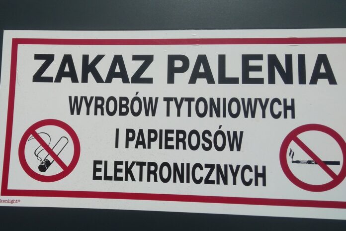 zakaz palenia