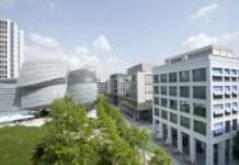 KE zatwierdziła terapię z użyciem kombinacji dabrafenibu i trametinibu w leczeniu wspomagającym u chorych na czerniaka z mutacją BRAF V600