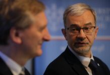 Pomoc w kryzysach psychicznych. Powstają pilotażowe ośrodki wsparcia