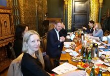 Cieszyński: będą premie za e-dokumentację