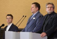 Rośnie liczba zakażonych. Jedna osoba zmarła