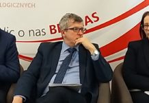Prof. Rutkowski: chorzy na czerniaka nadal czekają