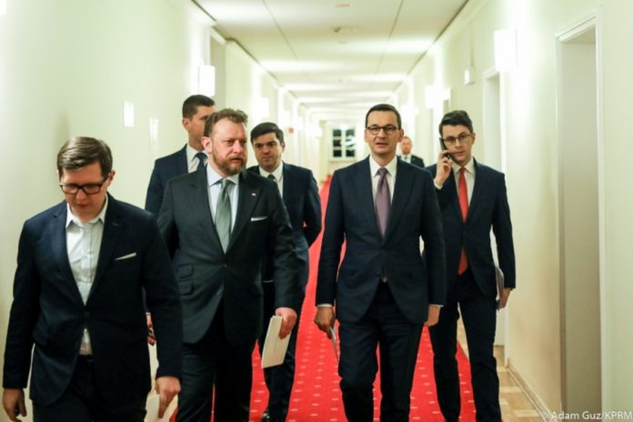 szum morwiecki w drodze