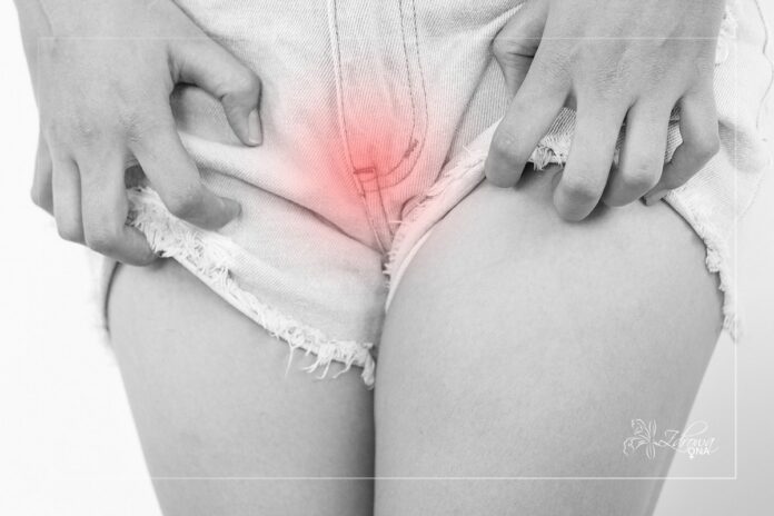 Women are scratching the crotch, itching crotch, Concept with healthcare and medicine.