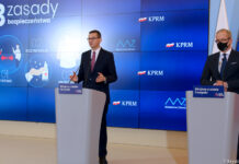 Morawiecki: Polska stała się żółtą strefą