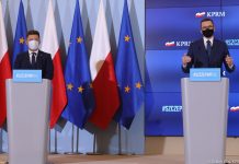 Dworczyk: Rozporządzenie o zakazie przemieszczania się w Sylwestra obowiązuje