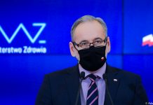 Niedzielski: Planujemy dodatkowy zakup 4-5 mln dawek szczepionek Moderny