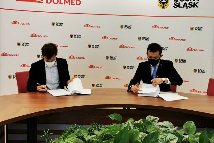 Miron Tokarski Prezes Zarządu Genomtec SA oraz Marcin Lerner Wiceprezes Zarządu DCM DOLMED SA