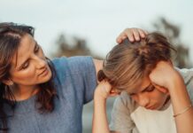 Tematy tabu w XXI wieku, czyli o czym nie lubimy rozmawiać ze swoimi dziećmi