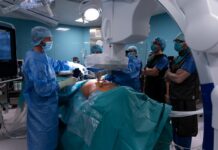 Instytutu Kardiologii przeprowadził pierwszą w Polsce implantację pozanaczyniowego kardiowertera – defibrylatora