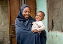 Do Kamerunu trafiły pierwsze zatwierdzone szczepionki przeciw malarii