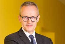 Prof. Ramlau: Sukces tkwi w interdyscyplinarnym podejściu do pacjentów onkologicznych prof. dr hab. n. med. Rodrygiem Ramlau, kierownik Kliniki Onkologii Uniwersytetu Medycznego im. K. Marcinkowskiego w Poznaniu, prezes Polskiej Grupy Raka Płuca.