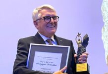 Prof. Andrzej Bochenek uhonorowany Wawrzynem Lekarskim prof. Andrzej Bochenek, wybitny kardiochirurg