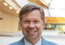 Nadciśnienie można leczyć zabiegowo prof. dr. hab. n. med. Krzysztofem Narkiewiczem, kierownikiem Katedry Nadciśnienia Tętniczego i Diabetologii, GUMed.