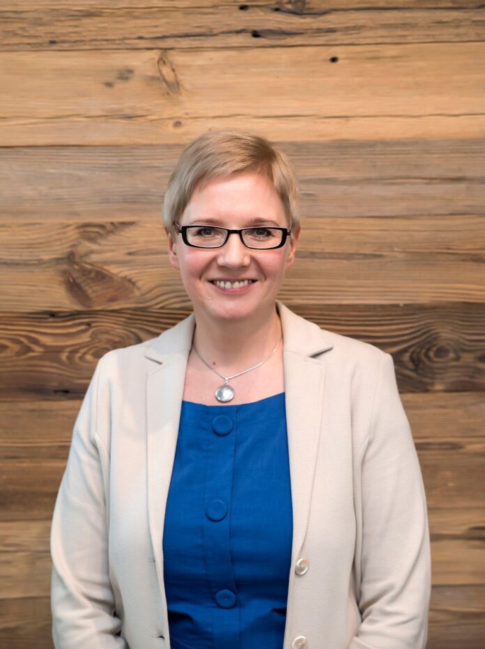 prof. E. Lech - Marańda prof. Ewa Lech-Marańda, konsultant krajową w dziedzinie hematologii, dyrektor Instytutu Hematologii i Transfuzjologii w Warszawie, wiceprezesem Polskiego Towarzystwa Hematologów i Transfuzjologów